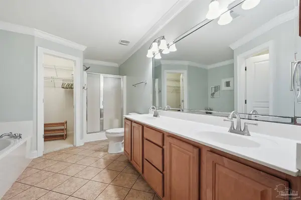 6369 Old Harbor Ct, Gulf Breeze, FL 32563