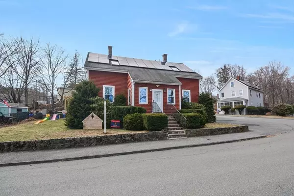 19-21 Cemetery St, Hopedale, MA 01747