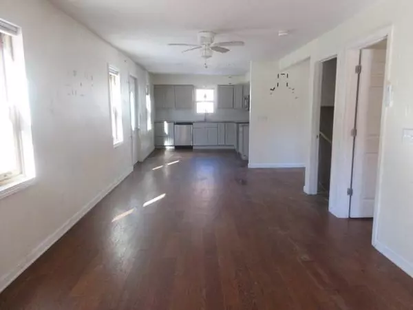 425 1/2 Putnam Hill Road, Sutton, MA 01590