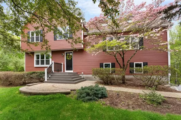 300 Spring Street, Wrentham, MA 02093