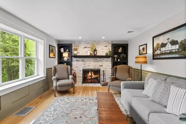 300 Spring Street, Wrentham, MA 02093