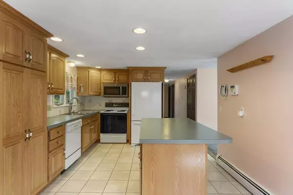 1 Robin Road, Milford, MA 01757