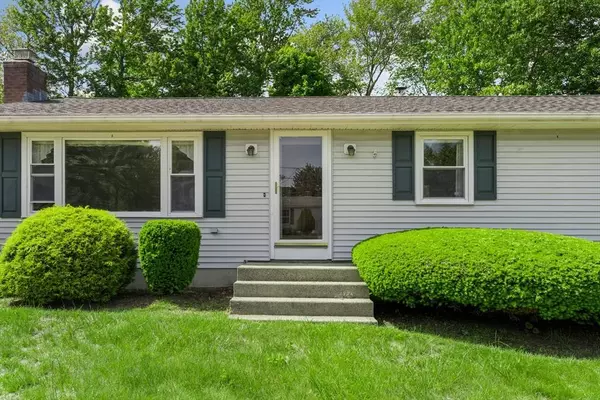 1 Robin Road, Milford, MA 01757