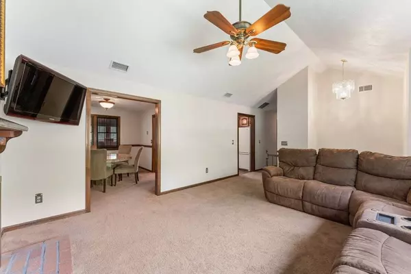 7 Annie J Circle, Milford, MA 01757