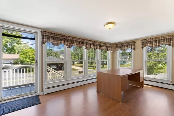 278 Purchase St, Milford, MA 01757