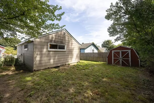 54 Hill Street, Hopedale, MA 01747