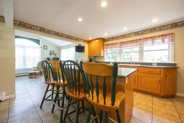 5 Walker Ave, Milford, MA 01757