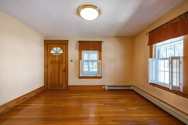 141 Congress St, Milford, MA 01757