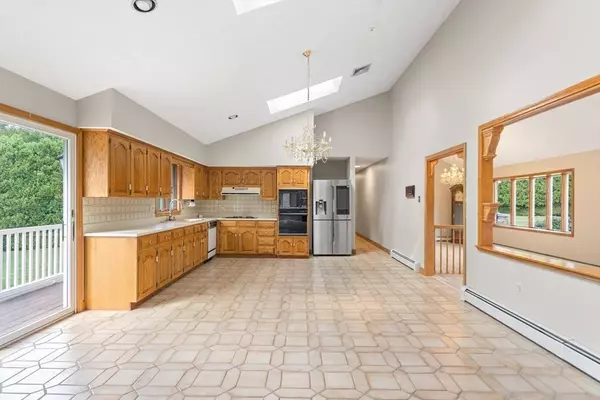 3 Esty Road, Mendon, MA 01756