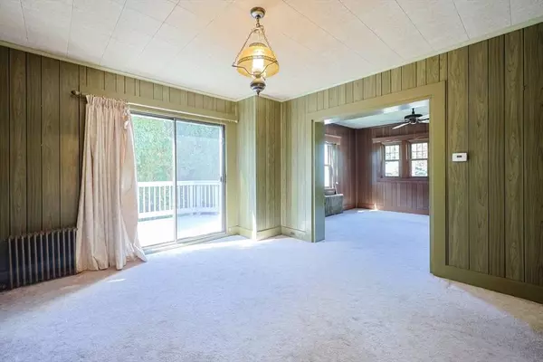 14 Lake Street, Hopedale, MA 01747