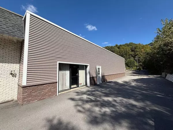 162 Milford Street, Upton, MA 01568