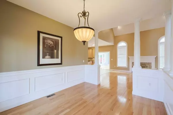 9 Hillside Avenue, Milford, MA 01757