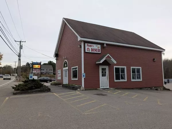 93 Mechanic St, Bellingham, MA 02019
