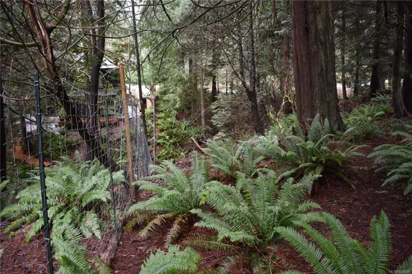 201 Grantville St, Salt Spring, BC V8K 1P1