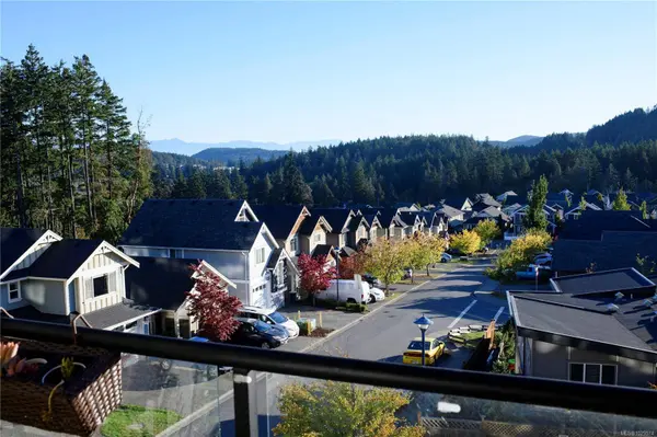 1145 Sikorsky Rd #312, Langford, BC V9B 0M8