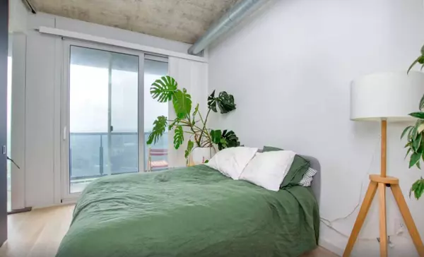 170 Bayview AVE #1805, Toronto C08, ON M5A 0M4