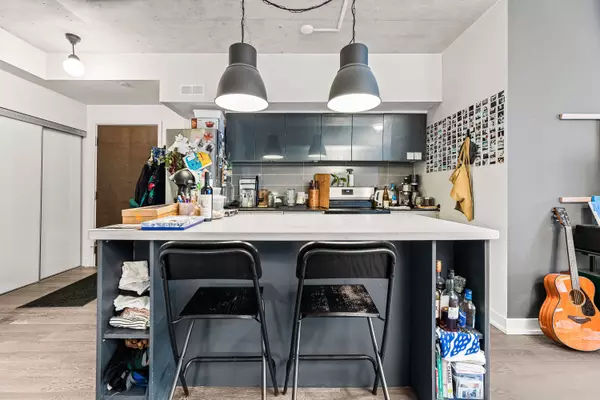 1190 Dundas ST E #225, Toronto E01, ON M4M 0C5