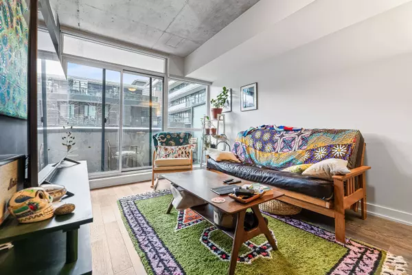 1190 Dundas ST E #225, Toronto E01, ON M4M 0C5