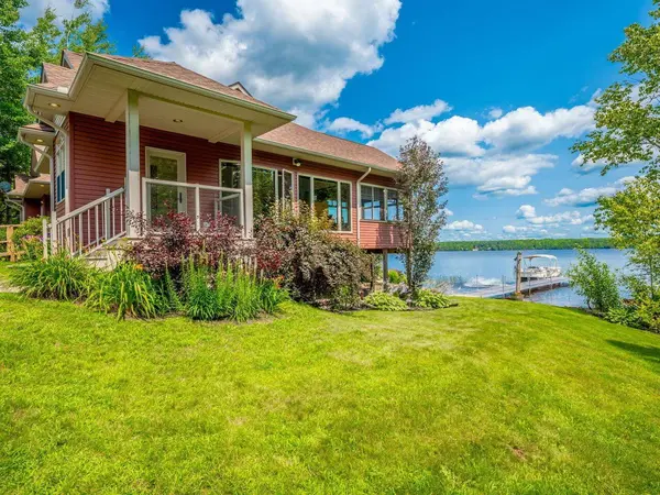 114 Islandview LN, Chisholm, ON P0H 1Z0