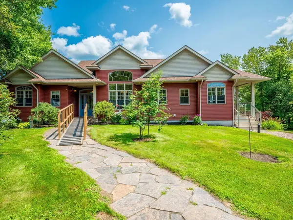 114 Islandview LN, Chisholm, ON P0H 1Z0
