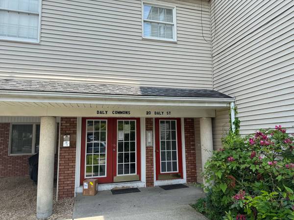 20 Daly Street #APT 2C, Stamford, CT 06902