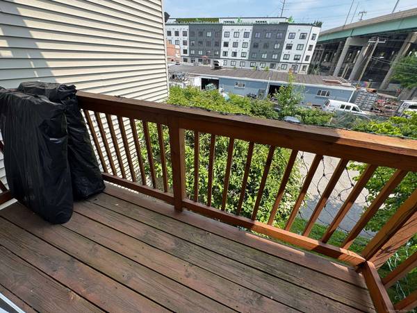 20 Daly Street #APT 2C, Stamford, CT 06902