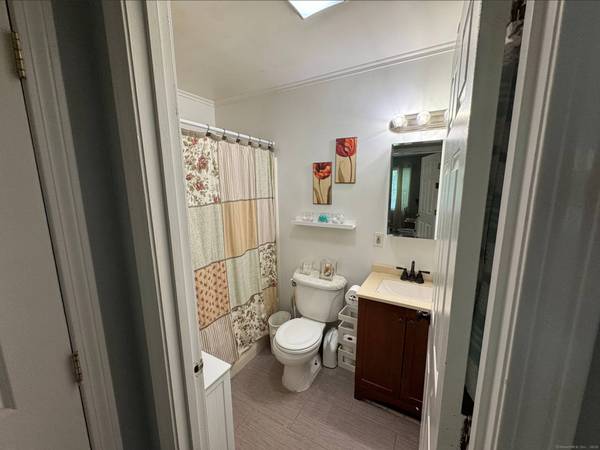 20 Daly Street #APT 2C, Stamford, CT 06902