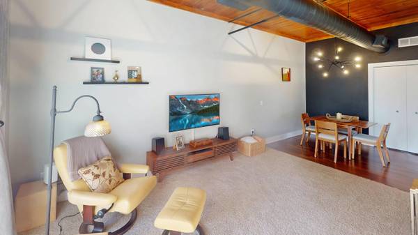 2157 New Town NE Drive, Grand Rapids, MI 49525