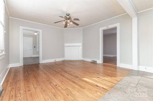 623 N 4th ST N, Albemarle, NC 28001