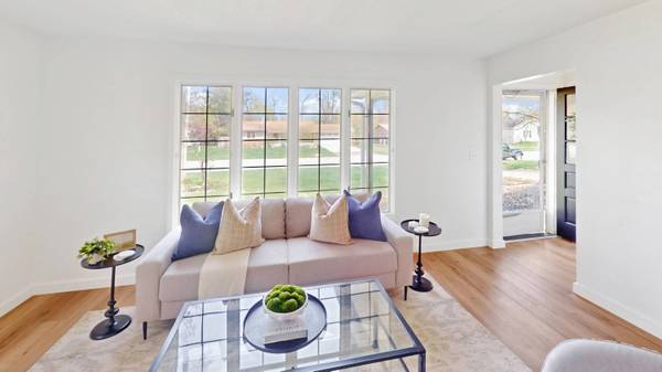 6160 Del Cano SE Drive, Grand Rapids, MI 49546