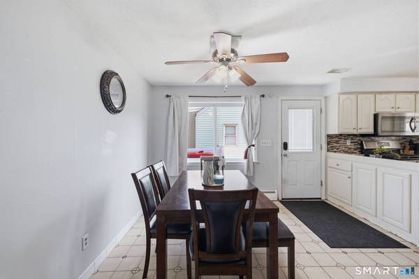 83 Prospect Pl Extension, East Haven, CT 06512
