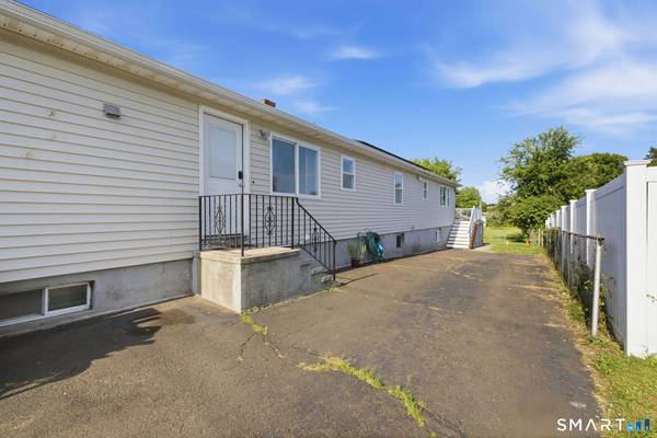83 Prospect Pl Extension, East Haven, CT 06512