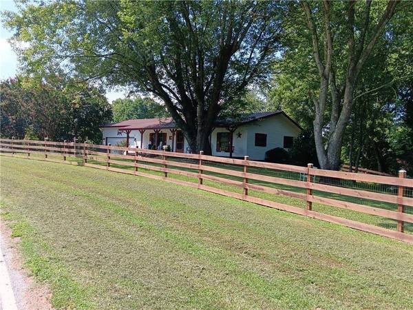 575 Turner RD, Cleveland, GA 30528