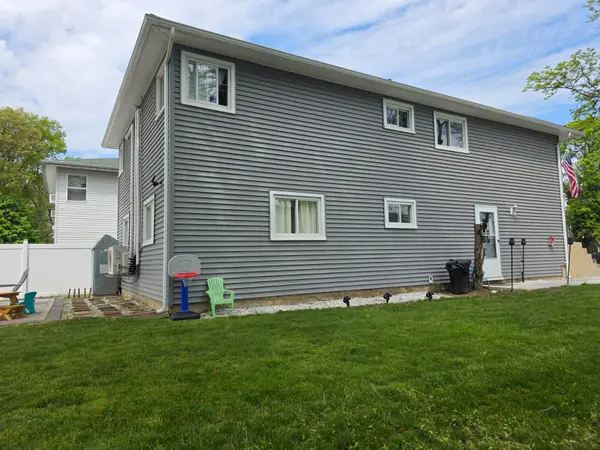 142 Gormley Ave, Roosevelt, NY 11575-2448