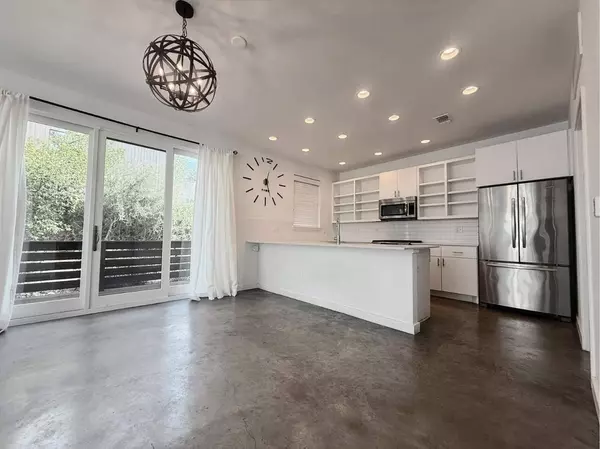 1208 Woodland Ave #A, Austin, TX 78704