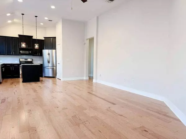 7208 Lysander CT, Austin, TX 78741