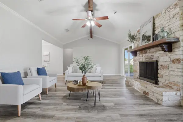 15109 Spring Hill LN, Pflugerville, TX 78660