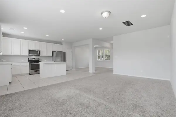 2129 Pecan Island DR, Leander, TX 78641