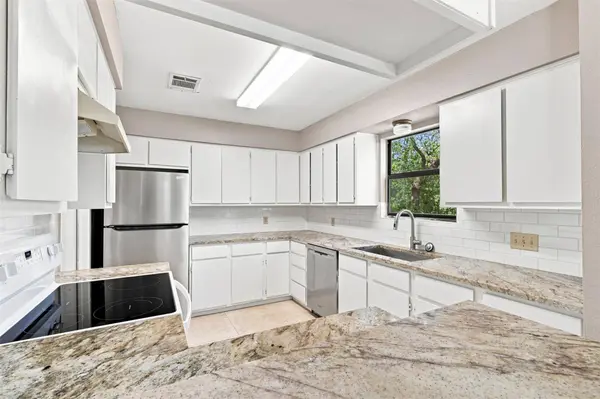 10006 Wildflower LN #B, Austin, TX 78733