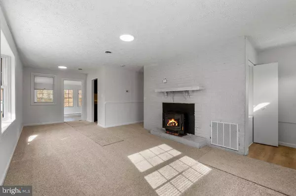 1912 NORWICH RD, Glen Burnie, MD 21061