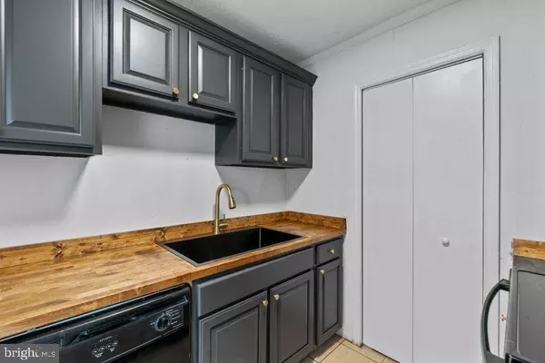 1912 NORWICH RD, Glen Burnie, MD 21061