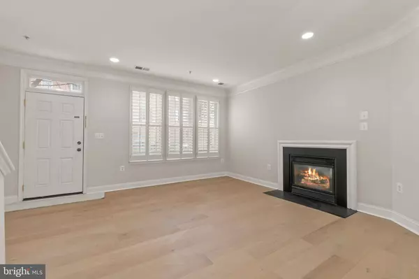 113 BUCKSFIELD RD #113, Gaithersburg, MD 20878