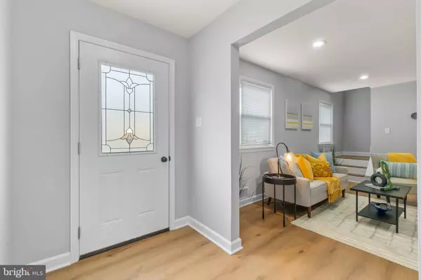 1702 ROLLINS PL, Capitol Heights, MD 20743