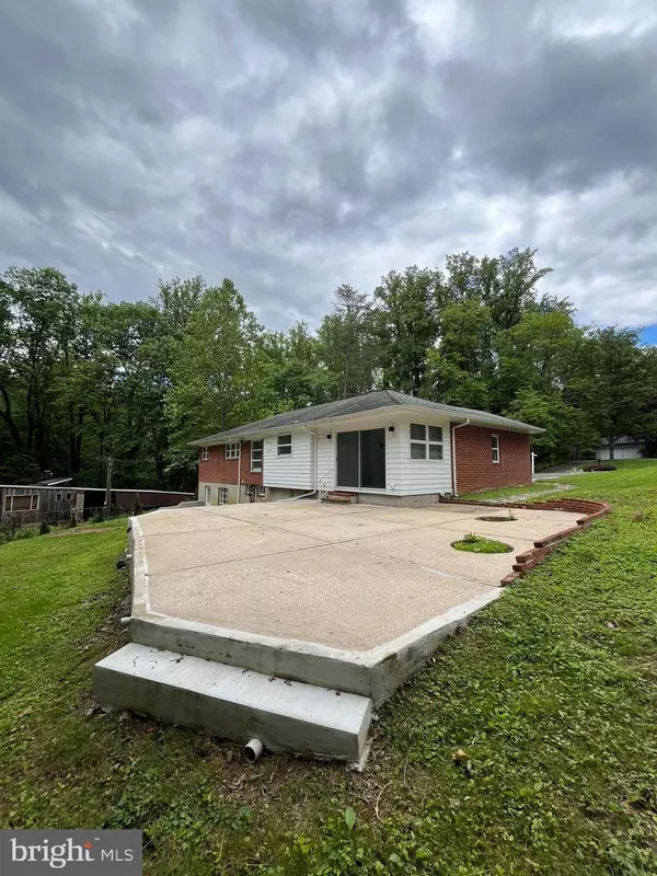 905 DUNELLEN DR, Towson, MD 21286