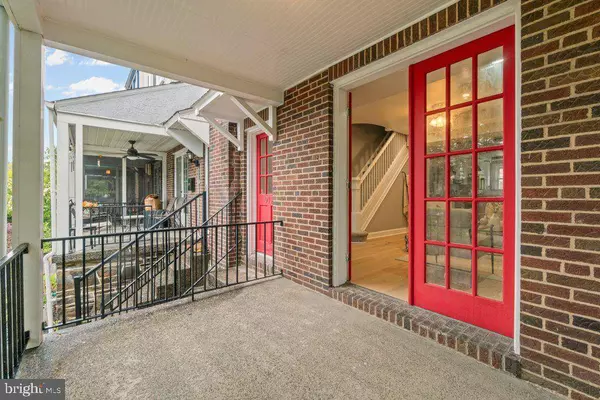 912 E 37TH ST, Baltimore, MD 21218