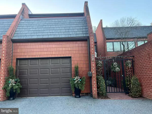 10 MALIBU CT, Towson, MD 21204