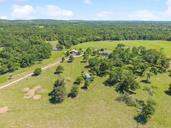 3608 County Road 426, Marquez, TX 77865