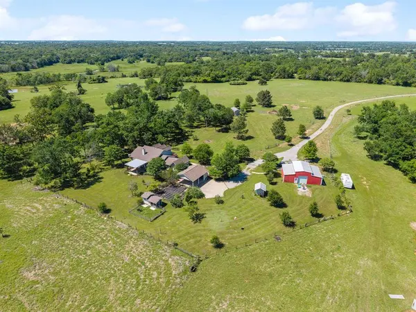 3608 County Road 426, Marquez, TX 77865