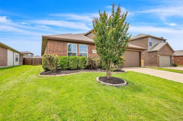 1211 Erika Lane, Forney, TX 75126