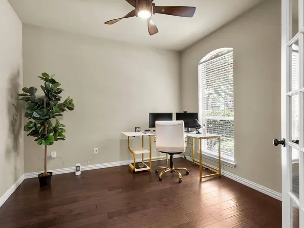 214 Crestbrook Drive, Rockwall, TX 75087